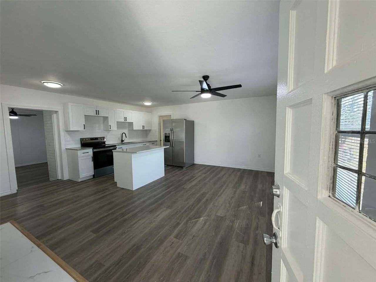 4711 10th Ave S - Photo 4 of 22