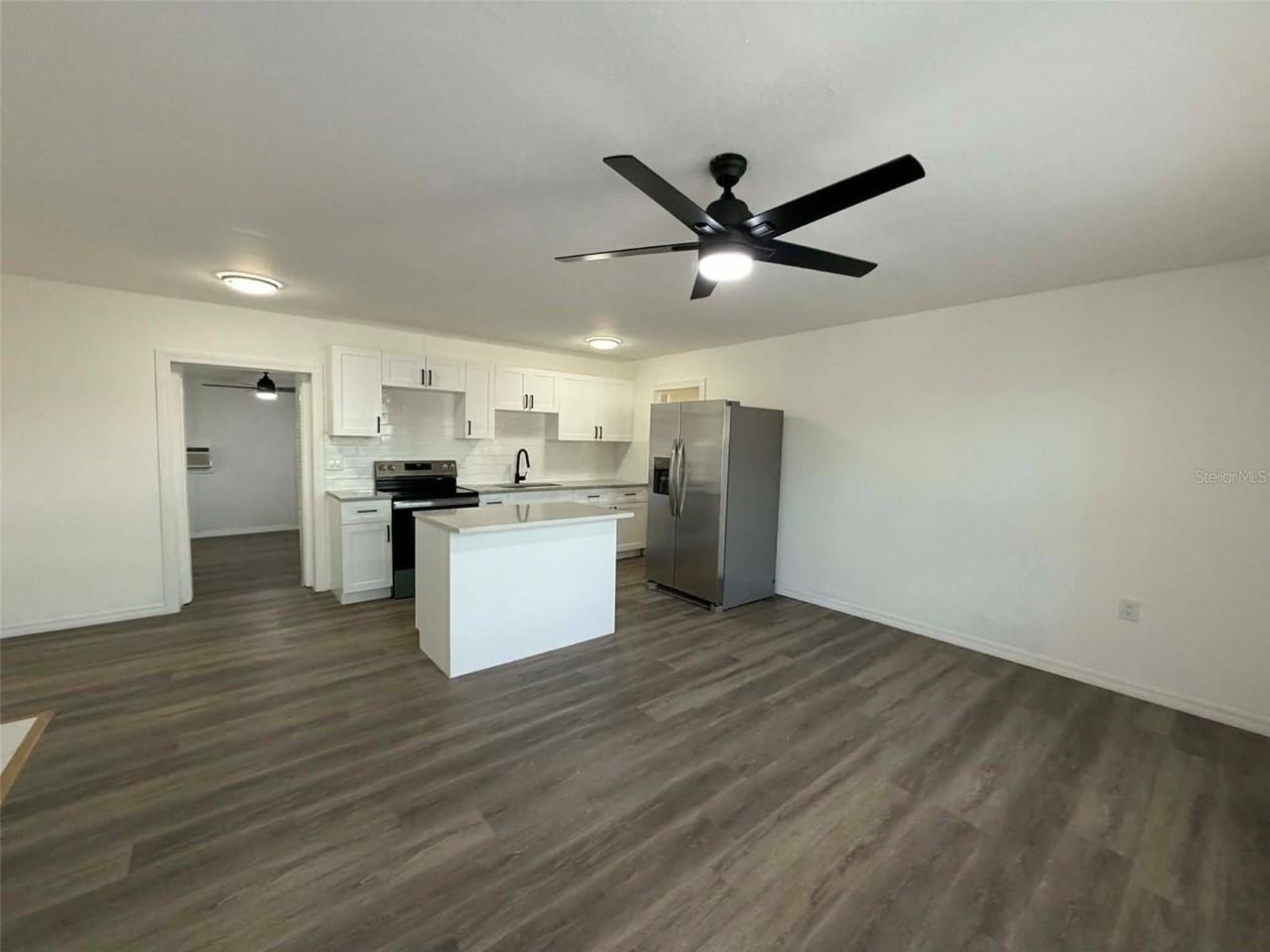 4711 10th Ave S - Photo 5 of 22