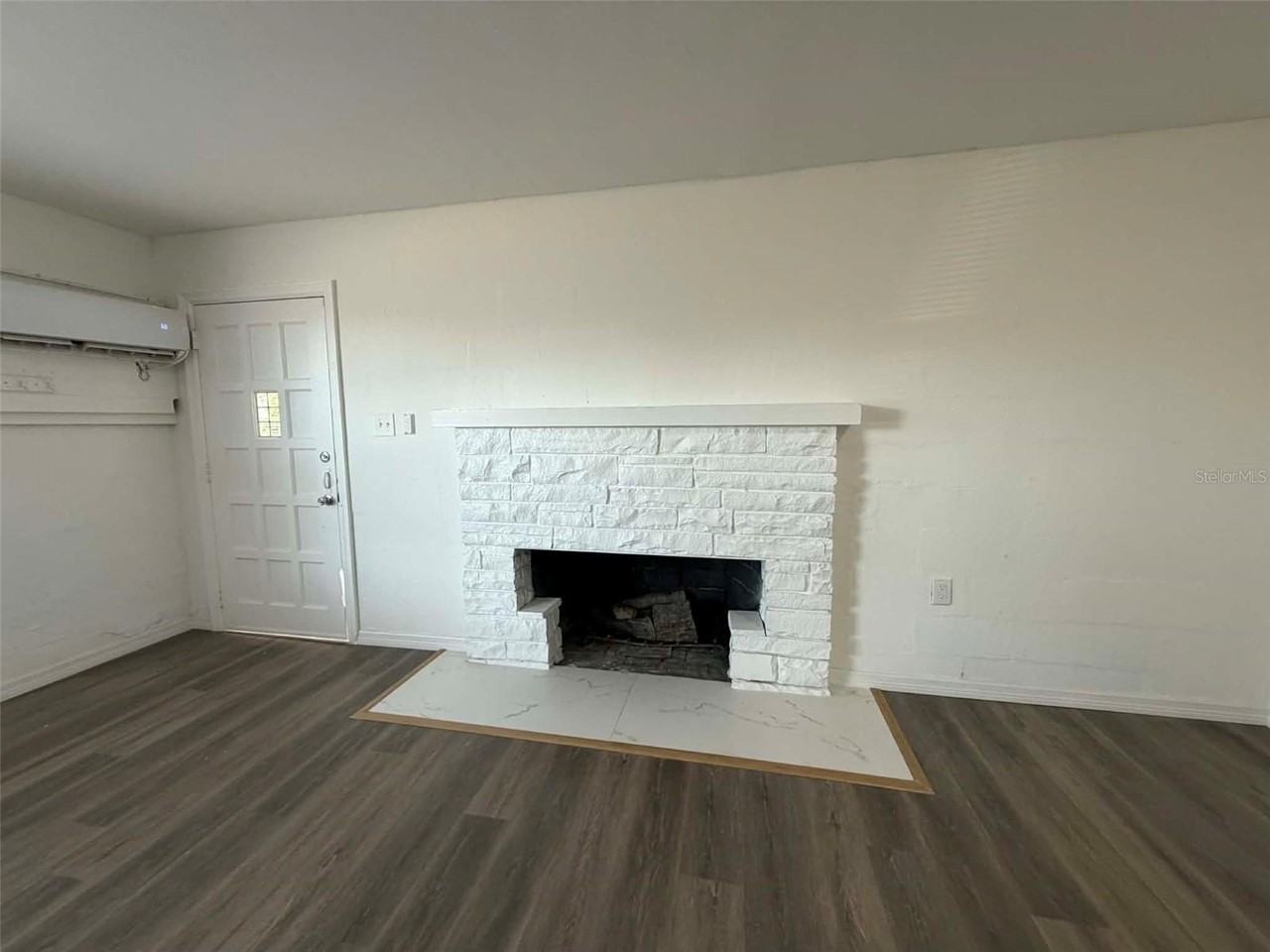 4711 10th Ave S - Photo 7 of 22