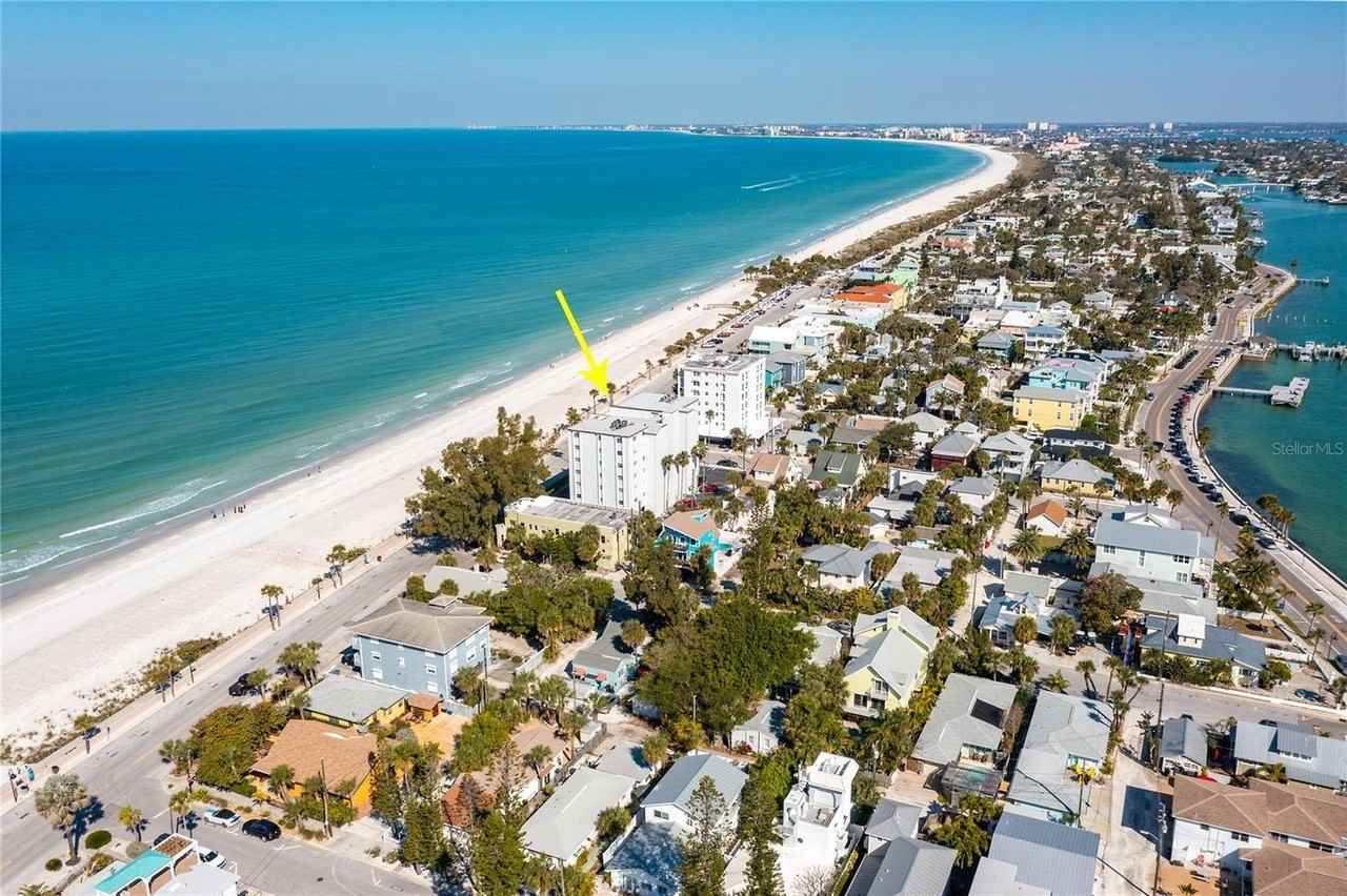 403 Gulf Way #402 - Photo 3 of 45