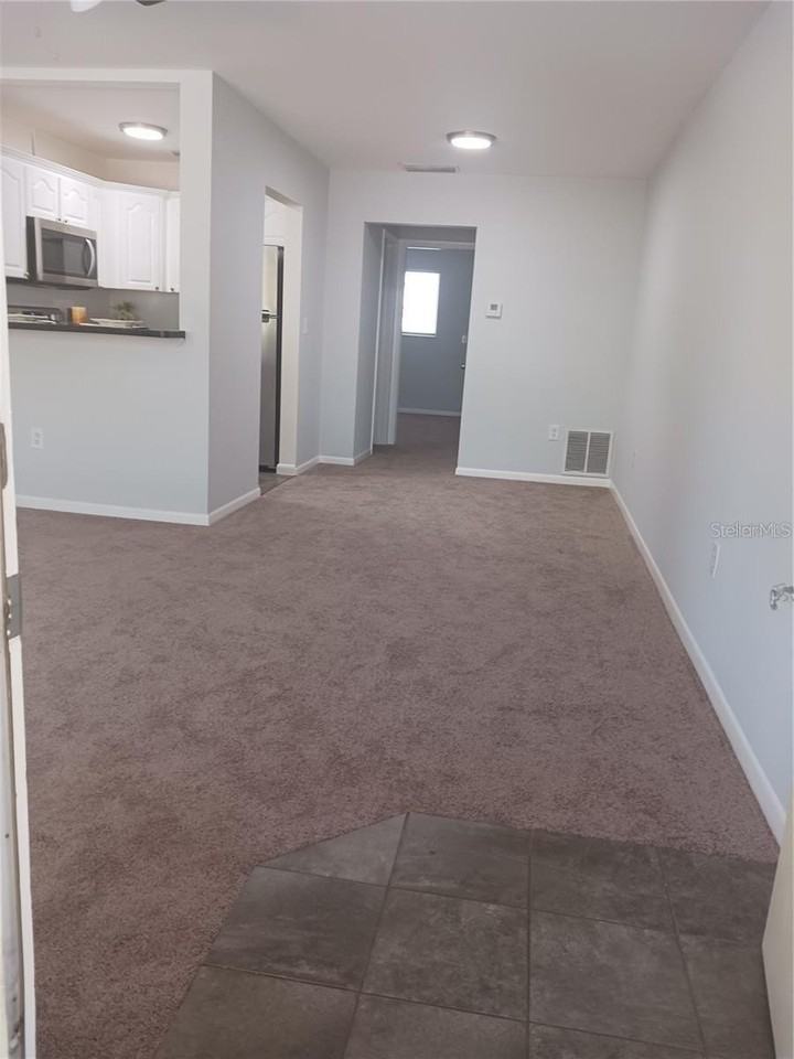 1257 Drew St #14 - Photo 4 of 13