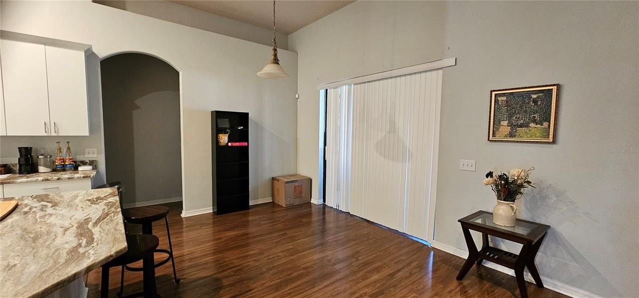 1934 Abbey Ridge Dr - Photo 6 of 28