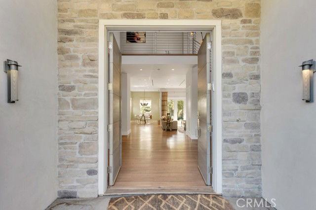 17950 Rancho St - Photo 4 of 8