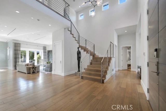 17950 Rancho St - Photo 5 of 8