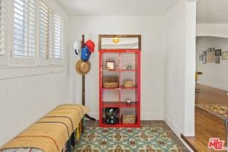 352 Hargrave St - Photo 3 of 8