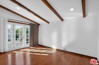 4055 Moore St - Photo 2 of 8