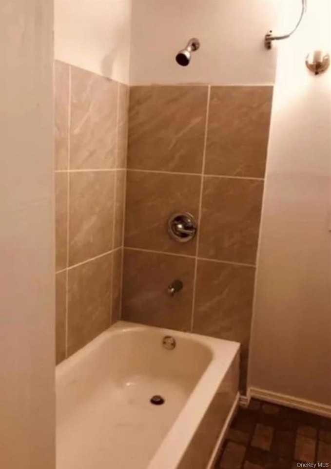 9 Kelly Hill Rd Apt 2 - Photo 6 of 6