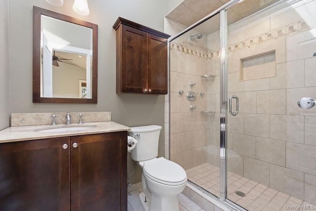 19 Howell Pl - Photo 7 of 15