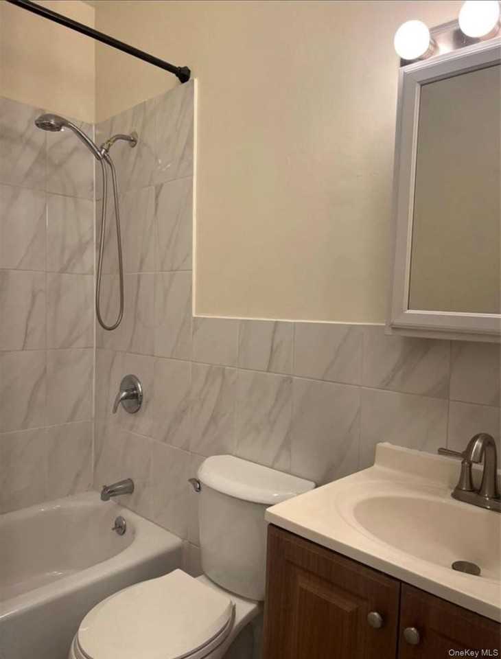 360 N Broadway - Photo 7 of 7