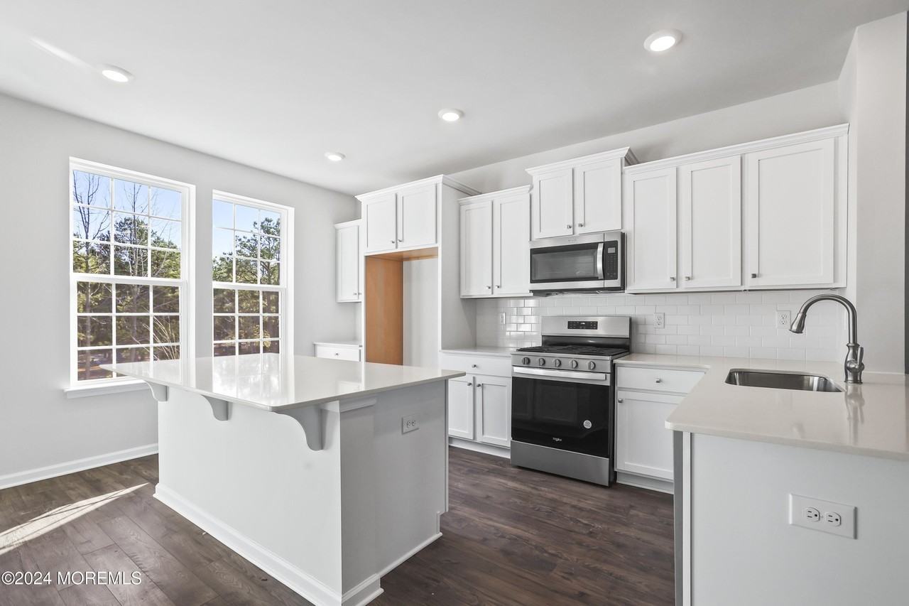 41 Wembley Way - Photo 5 of 28