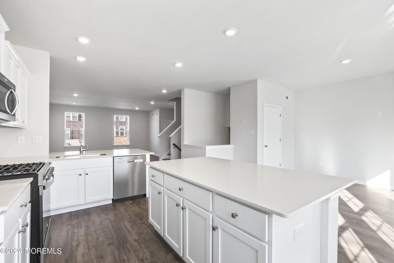 41 Wembley Way - Photo 6 of 28