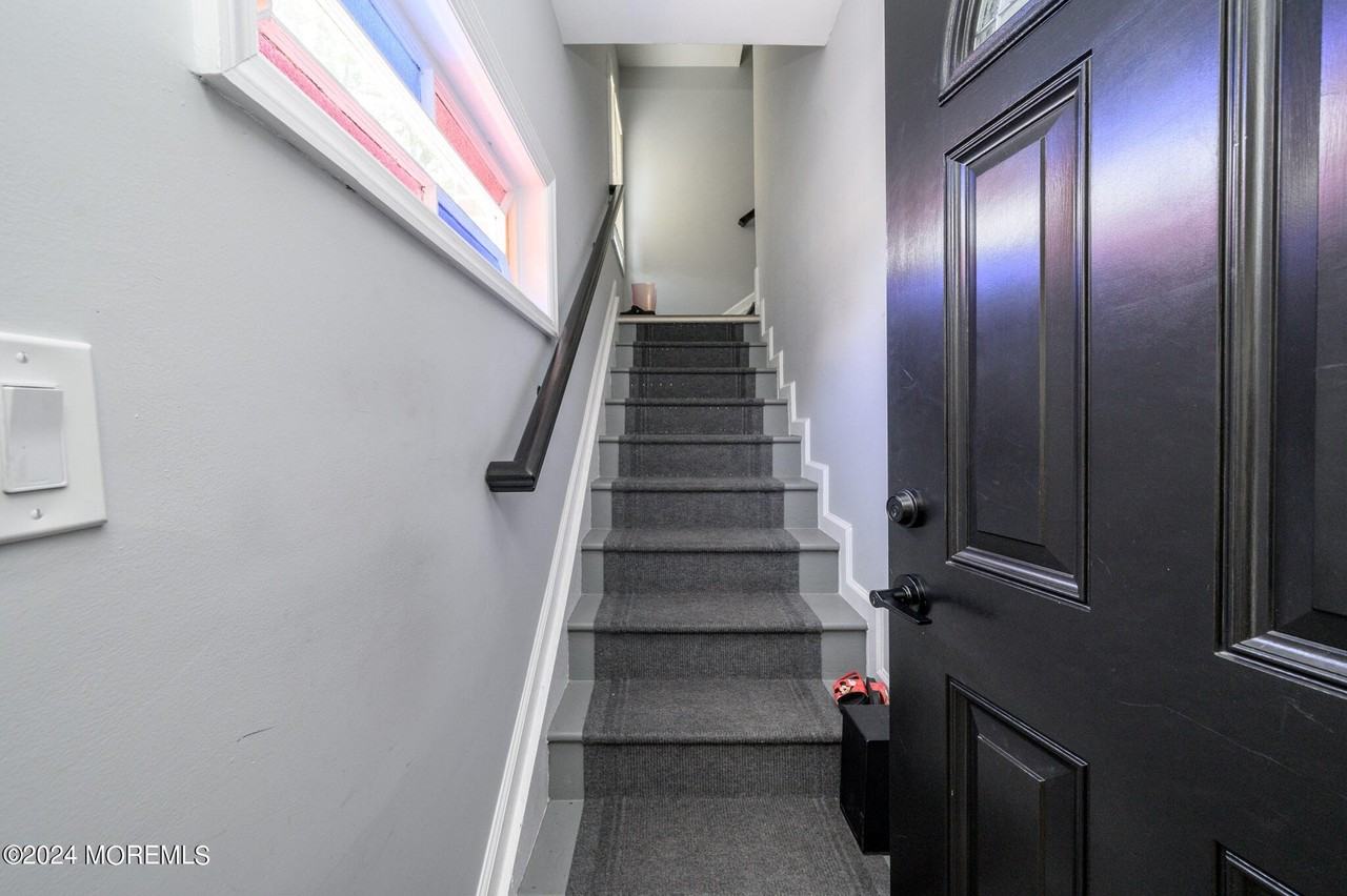 405 Main St Unit 2 #2 - Photo 4 of 24