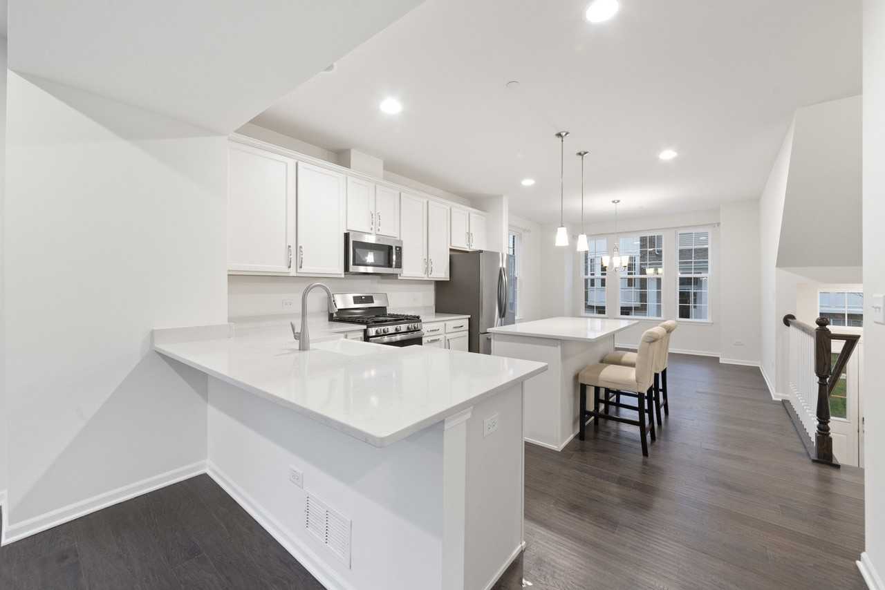 4431 Monroe Ct - Photo 5 of 13