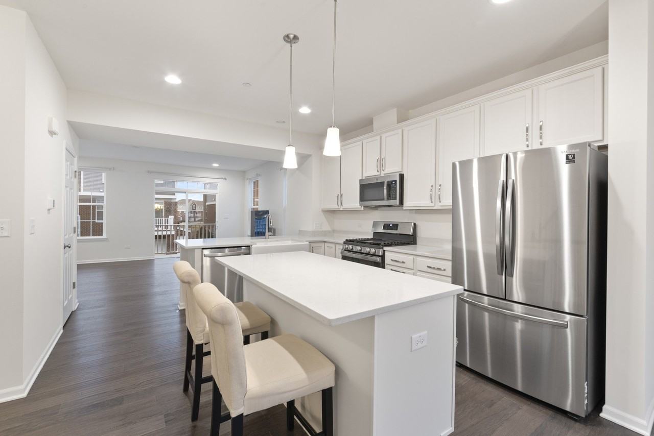 4431 Monroe Ct - Photo 6 of 13