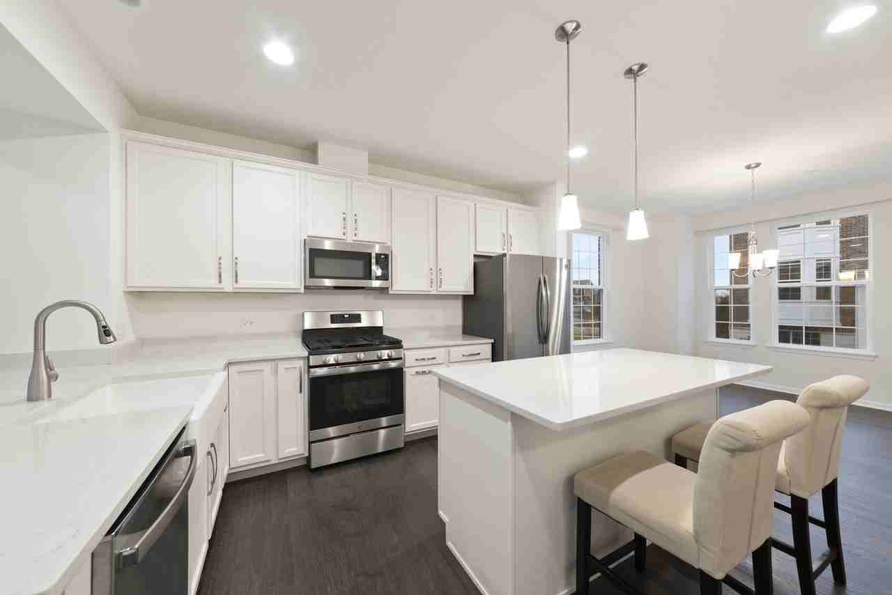 4431 Monroe Ct - Photo 7 of 13