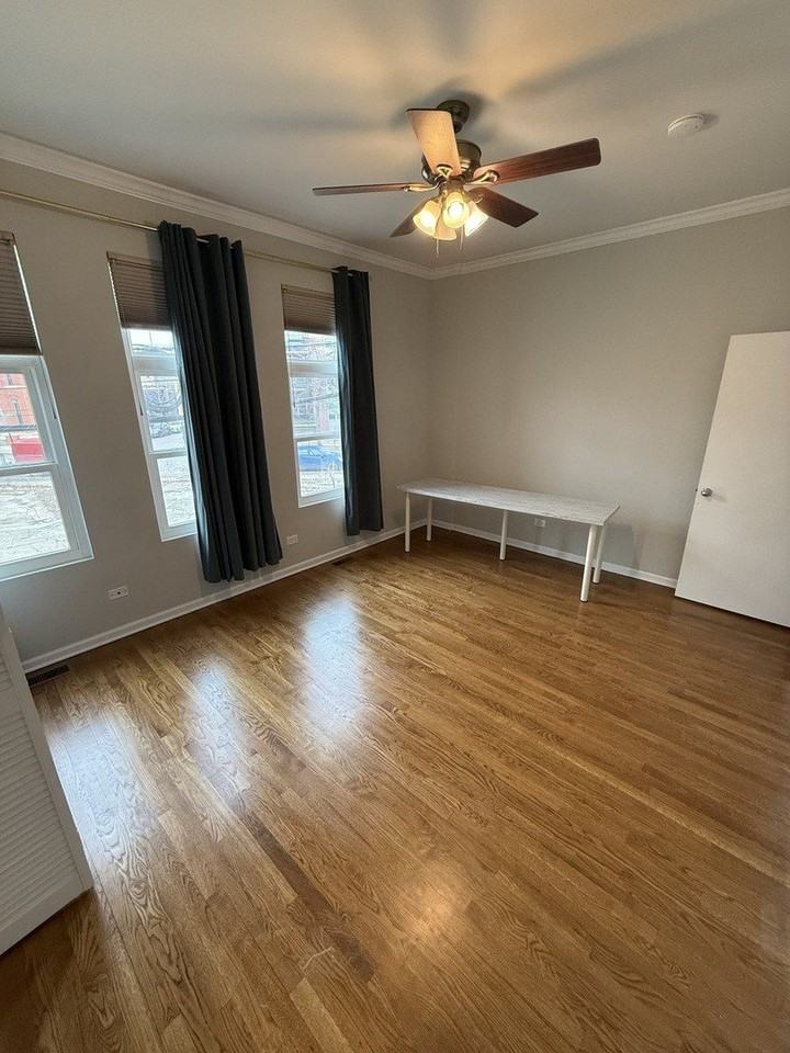 2318 W Bloomingdale Ave Apt B - Photo 3 of 11