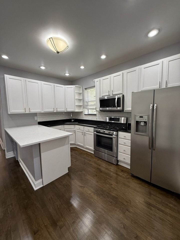 3721 W Belden Ave Unit 1 - Photo 3 of 23