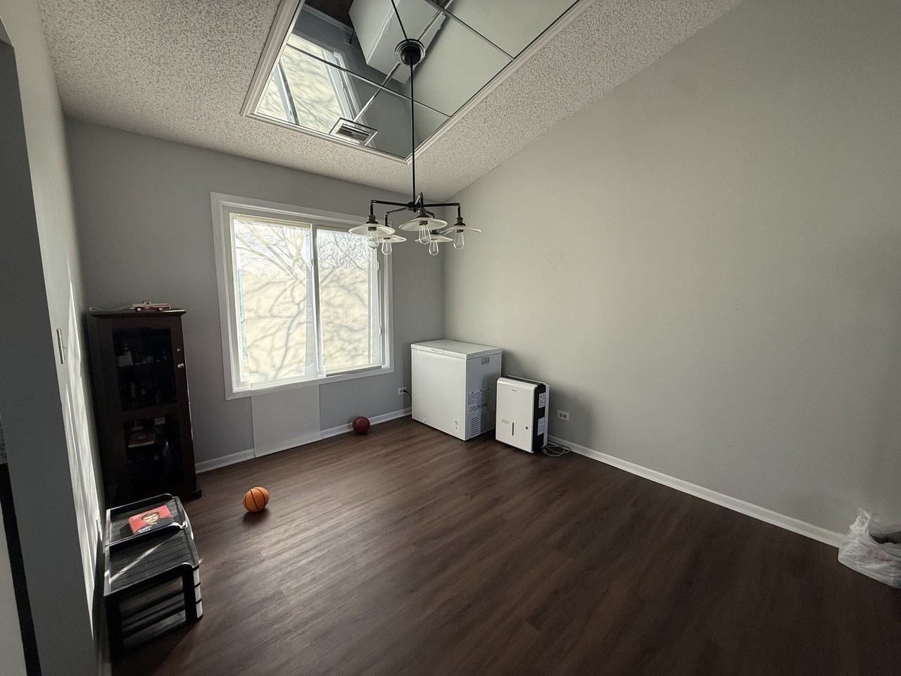 1172 Hill Crest Dr - Photo 6 of 13