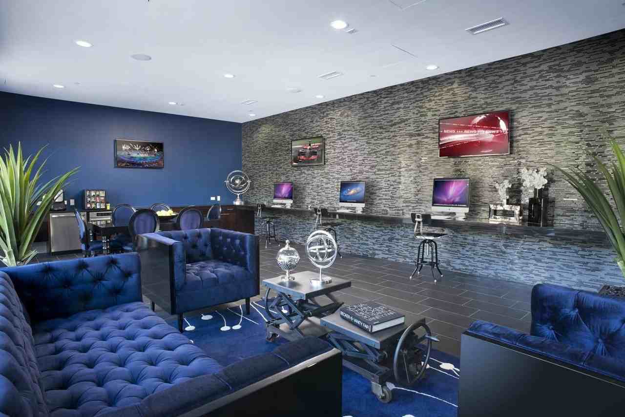 1720 Central St Apt 219 #219 - Photo 2 of 17