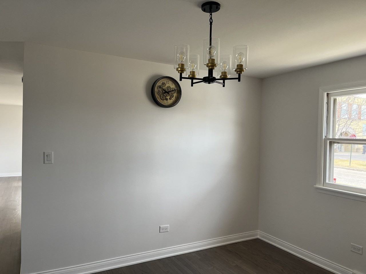 903 Porter St - Photo 3 of 10