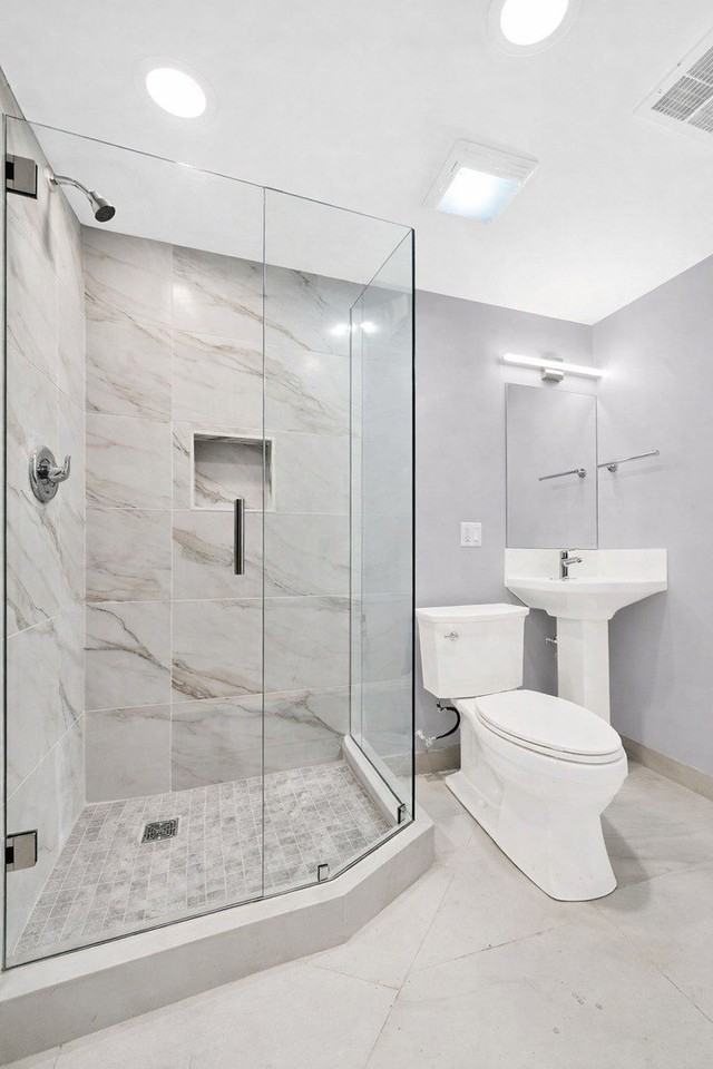 2704 W 24th Pl Apt G - Photo 6 of 13