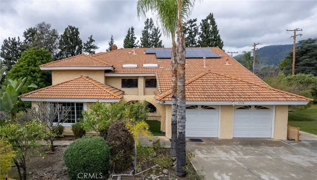 1236 E Sierra Madre Ave - Photo 2 of 48