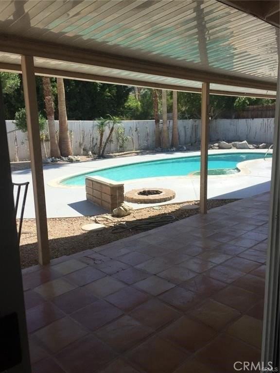 68085 Valley Vista Dr - Photo 3 of 10