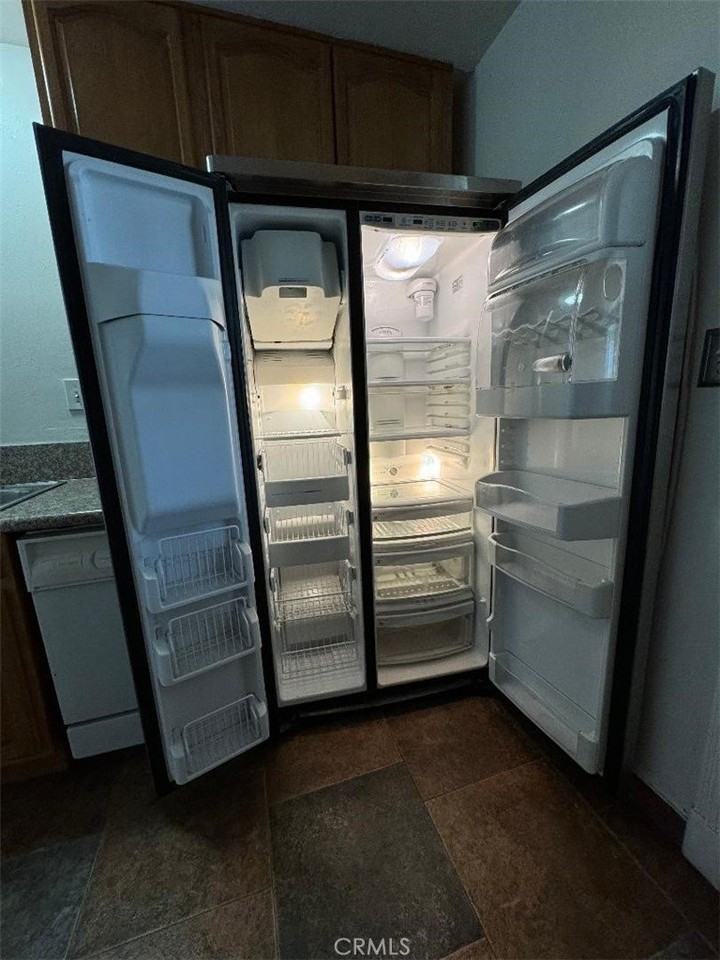 39161 Bel Air Dr - Photo 5 of 13