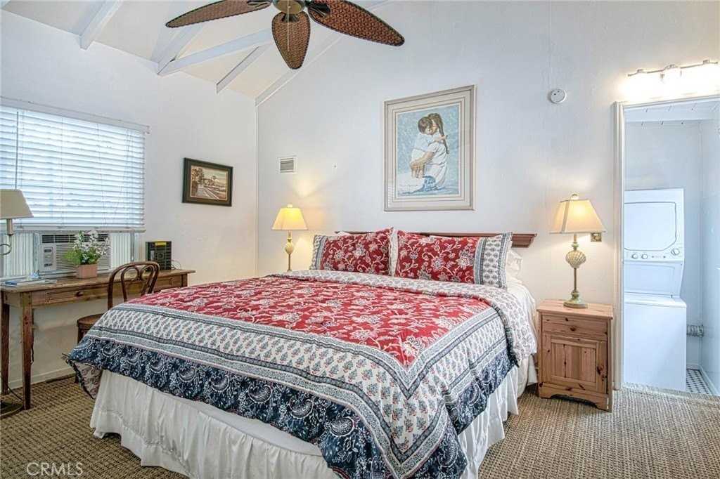 209 Agate Ave - Photo 5 of 15