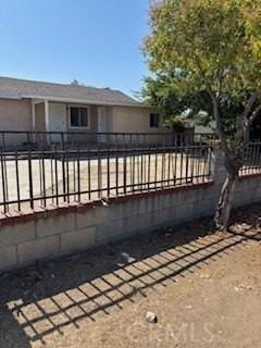 10851 Inez St - Photo 3 of 21