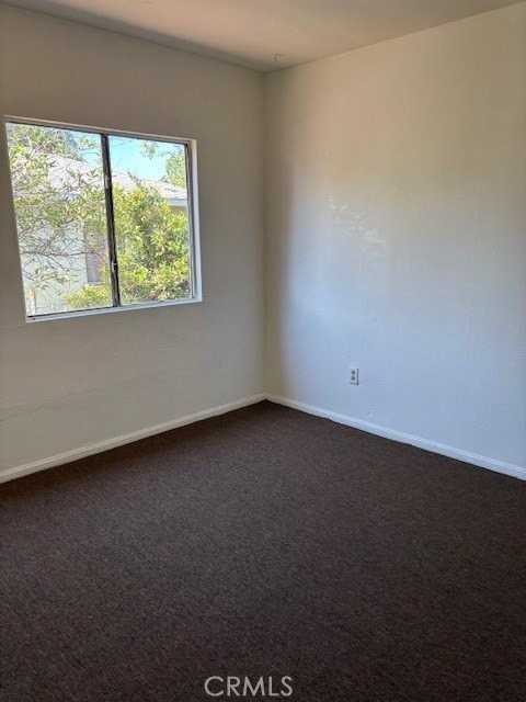 10851 Inez St - Photo 7 of 21