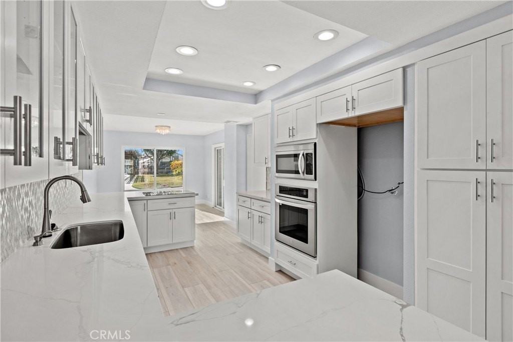 16121 Saint Croix Cir - Photo 7 of 26