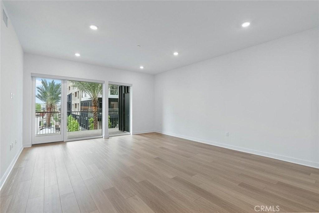 1306 Rivington - Photo 2 of 50