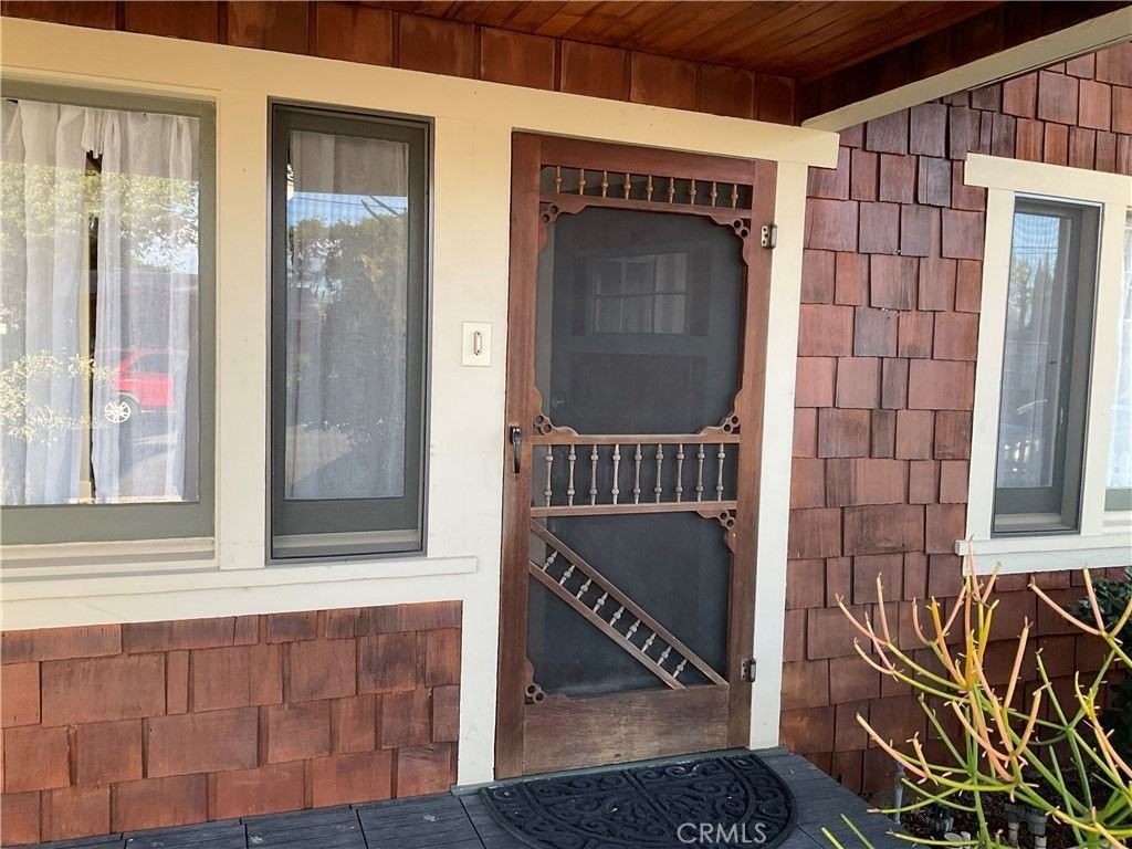 148 N C St - Photo 4 of 50