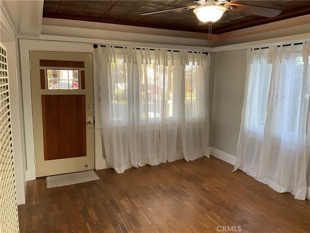 148 N C St - Photo 6 of 50