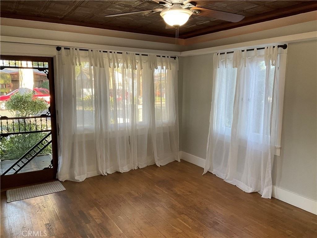 148 N C St - Photo 7 of 50