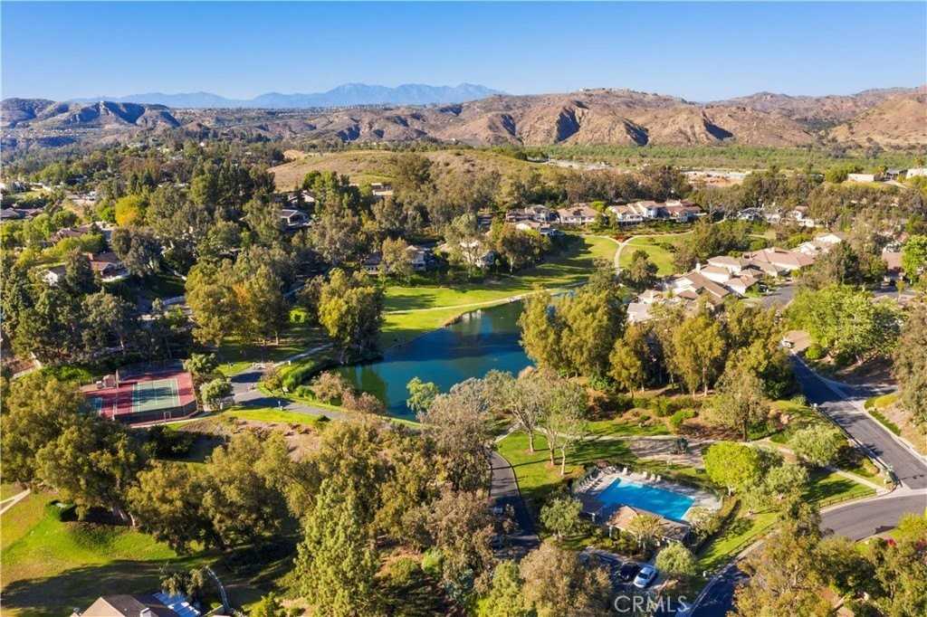 629 N Buttonbush Trl - Photo 4 of 22