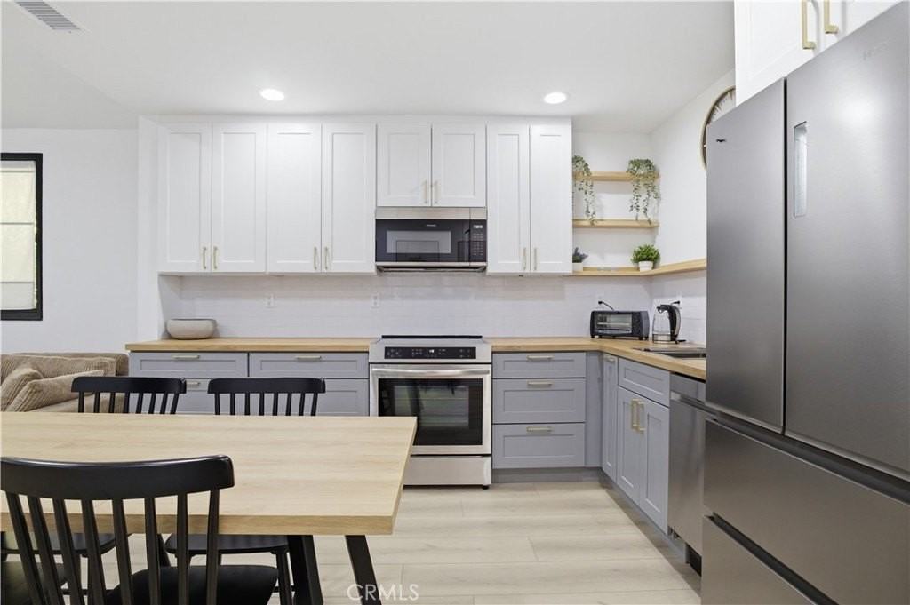 5209 Avenida Oriente - Photo 5 of 17