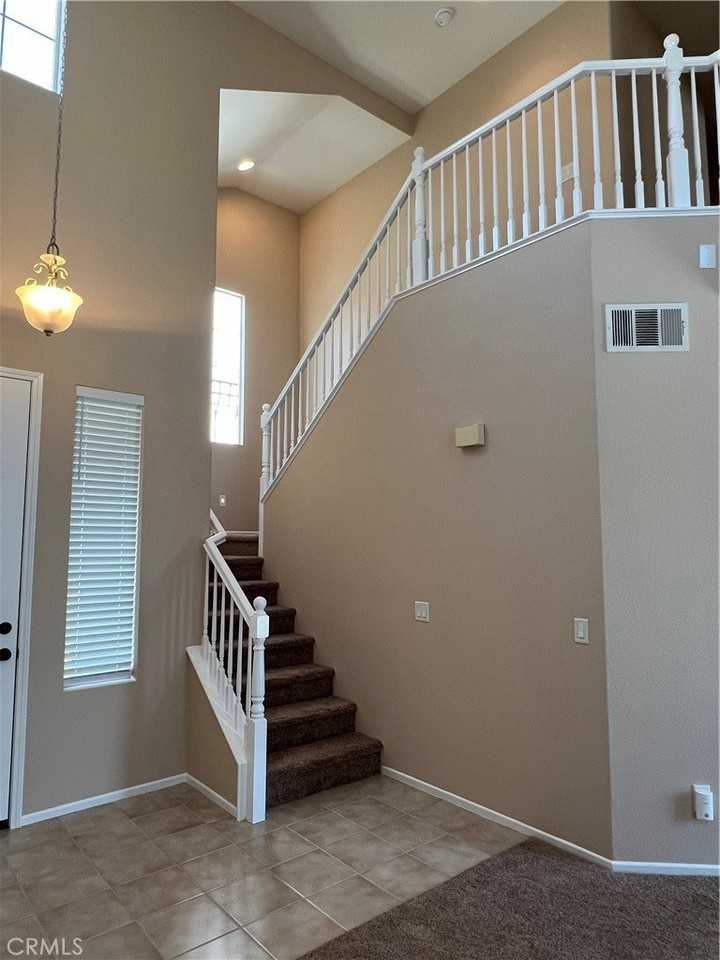 30591 Gill St - Photo 3 of 15