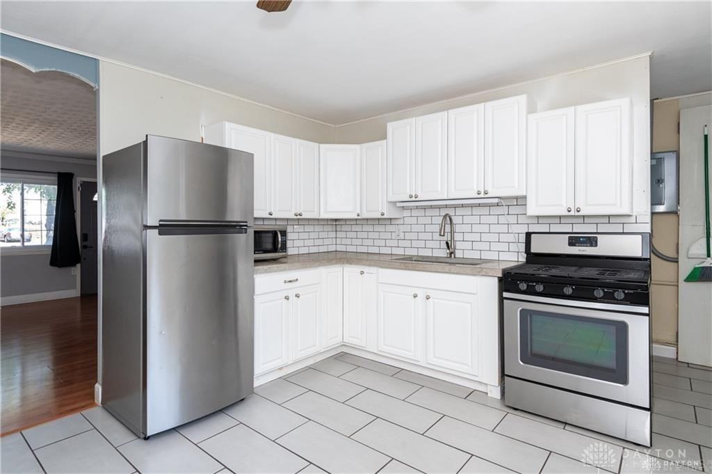 1227 Frayne Dr - Photo 6 of 18