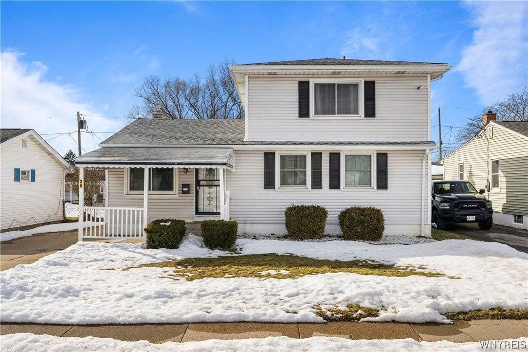 36 Crescent Ct - Photo 2 of 27