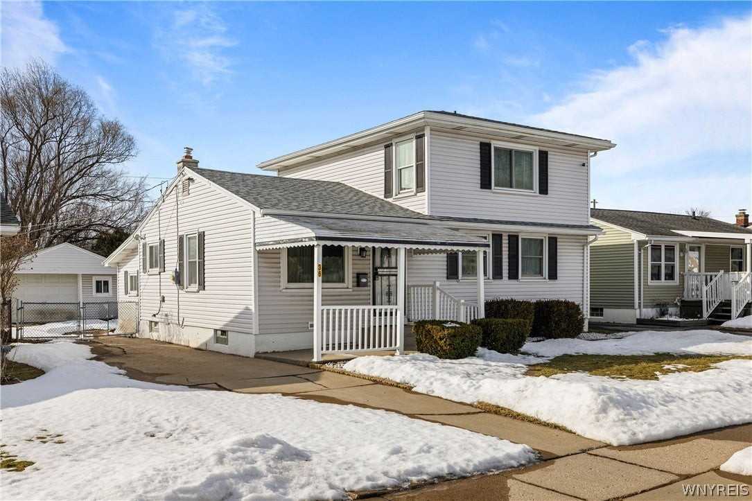 36 Crescent Ct - Photo 3 of 27