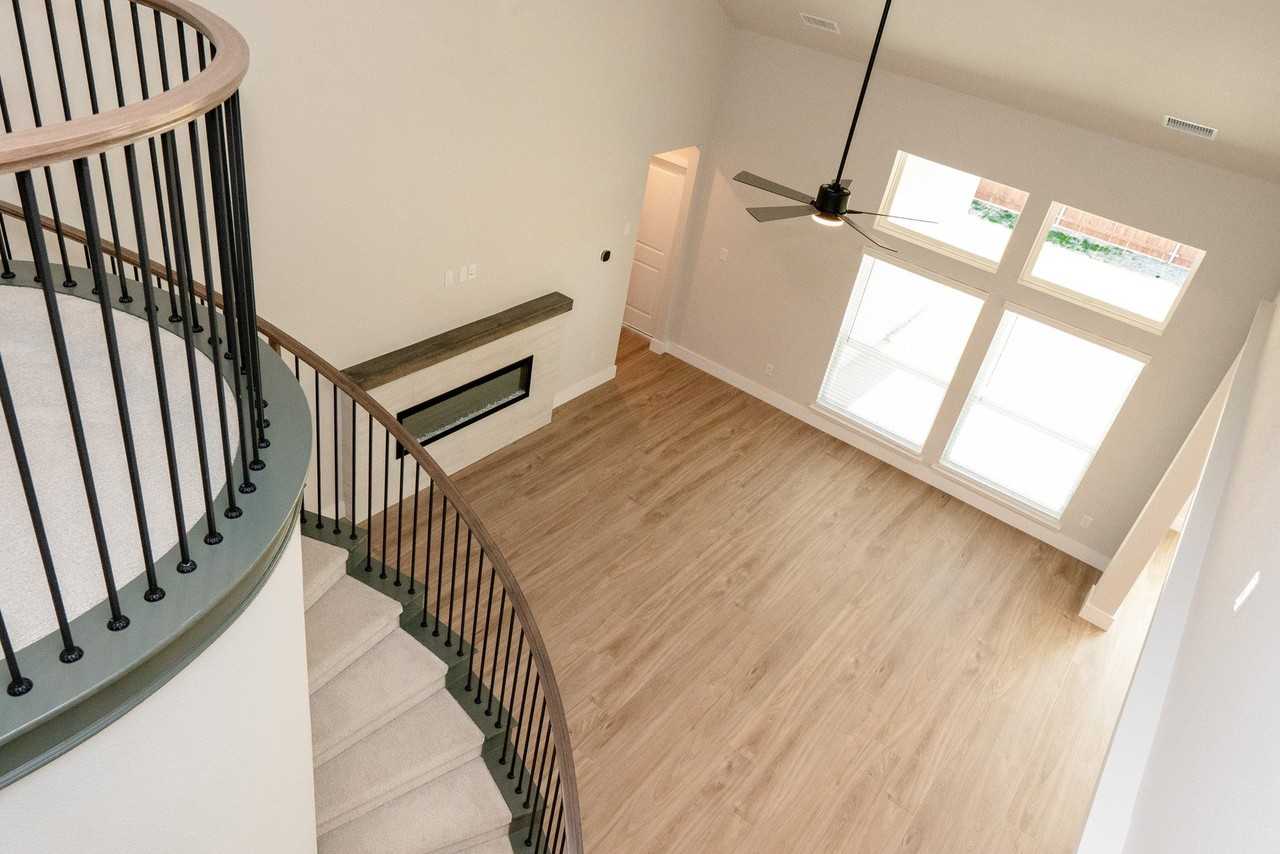 3722 Milwaukee Ave - Photo 5 of 38