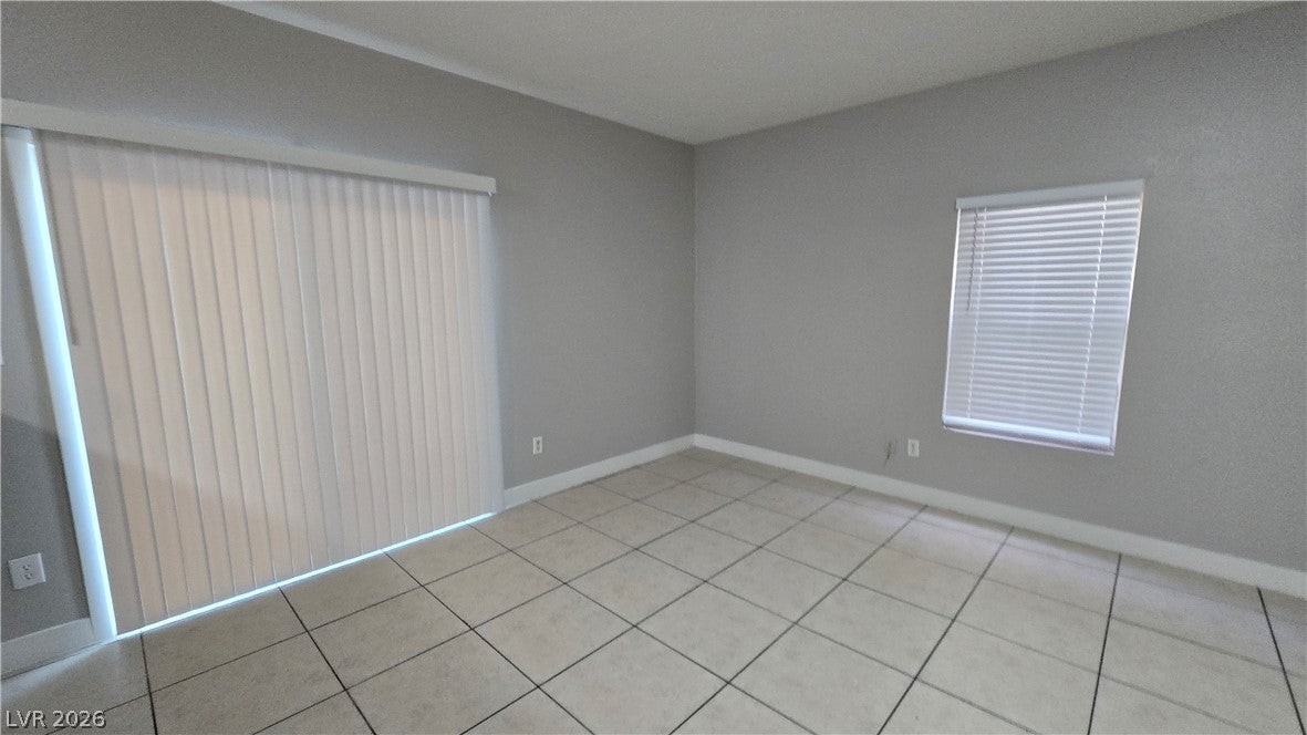 1614 White Skies Ct - Photo 4 of 32