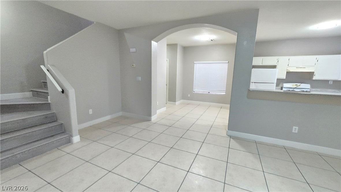 1614 White Skies Ct - Photo 7 of 32