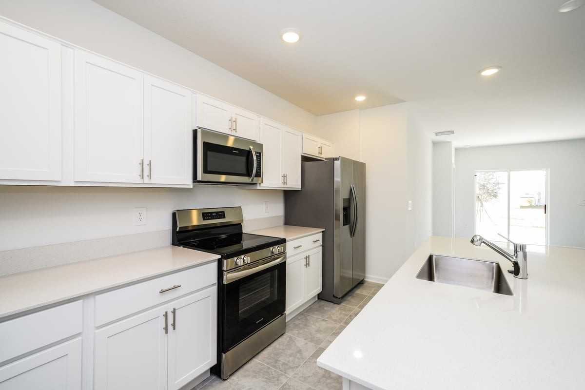 1792 Foreman Rd - Photo 6 of 16