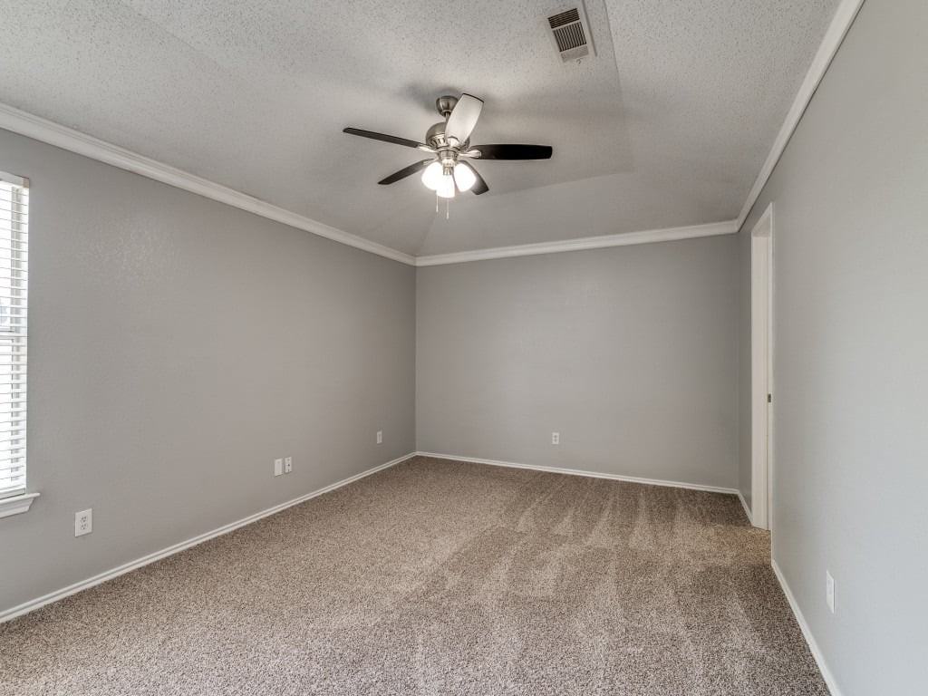 5008 Mill Creek Trl - Photo 5 of 13