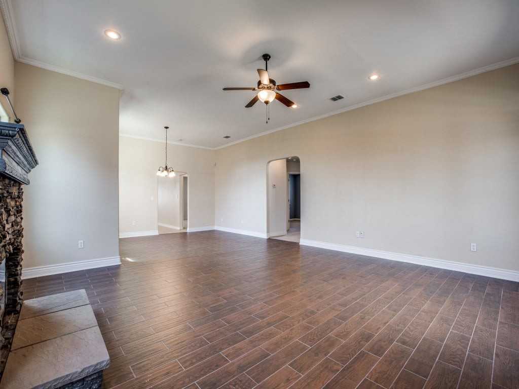 6102 Still Mdw - Photo 4 of 13