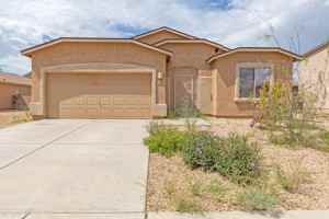 featured image of 7084 S Camino Derecho