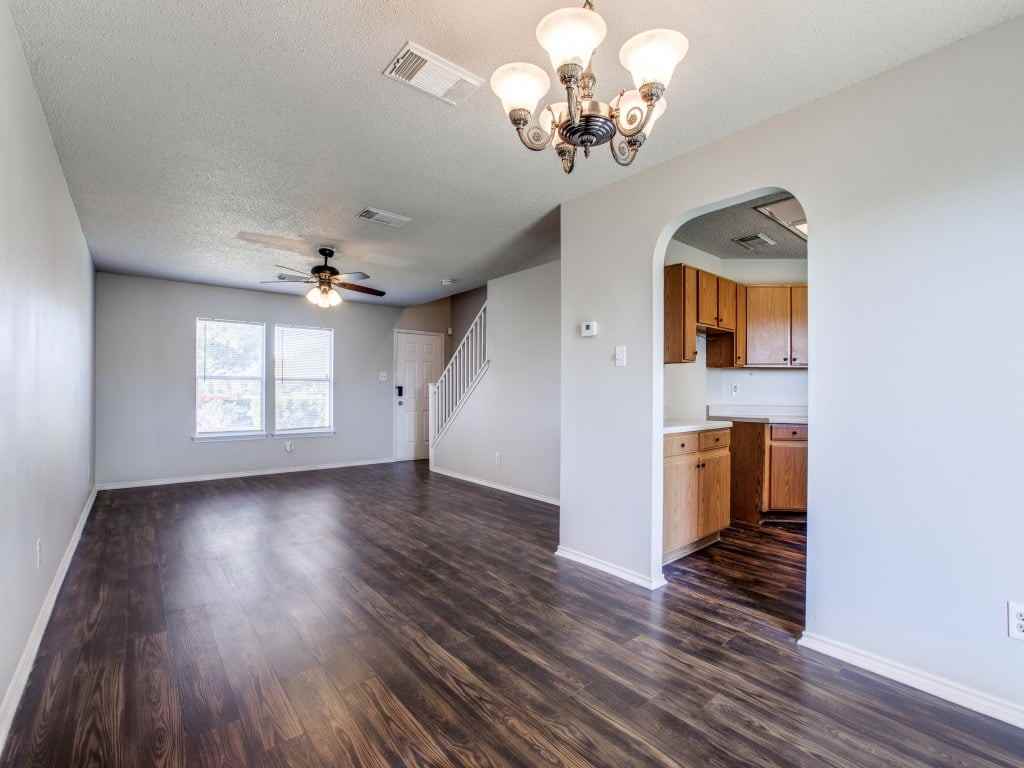 9706 Highland Crk - Photo 4 of 13